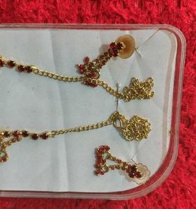 Red &amp; Gold Stone Necklace Set 4