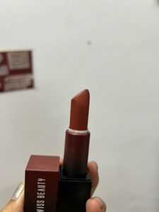 Swiss Beauty Lipstick