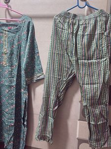 Stylish Teal Bandhani Print Kurti