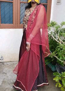 DEEP WINE THREE PIECE HEAVY GOWN