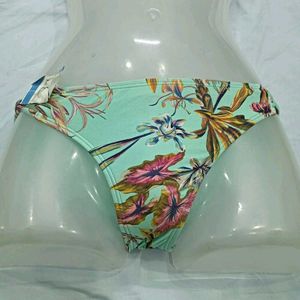 ⚛️ Tropical Print Bikini Bottom