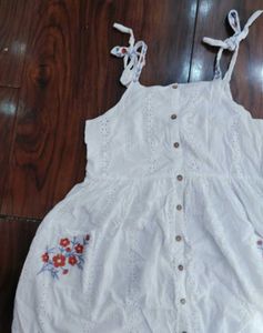 WHITE BRUNCH DRESS
