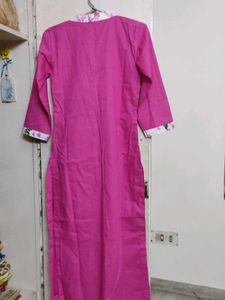 New unused Pink Kurta with Floral Neckline