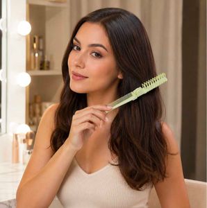 Collapsible Travel Comb 🪮✨