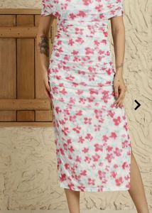 new with tag Floral Off-Shoulder Bodycon Dress