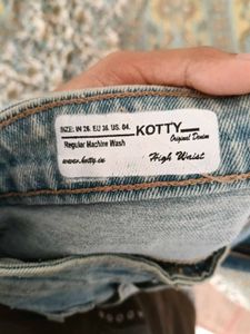 Light Wash Wide Leg Jeans
