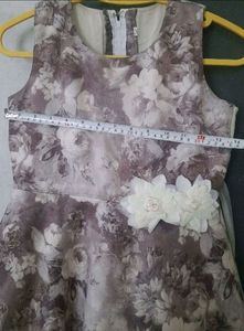 Beautiful Dress For 10-12yrs Old Girl😍