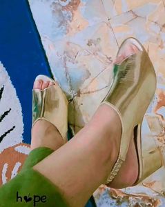 Stylish Gold Slingback Block Heels