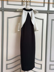 Chic Two-Tone Cold Shoulder Dress
