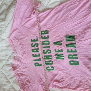 pink t-shirt 💖
