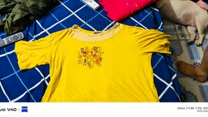 Yellow Graphic Print T-Shirt