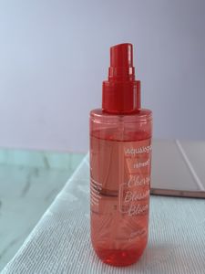 Aqualogica Cherry Blossom Bloom Perfume Mist