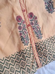 Festive Gold straight kurta with red flower print