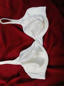 🇳🇿💫🎀Classic White Satin Bra
