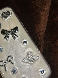 iPhone 15 luxury cover