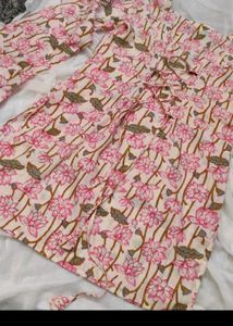 🌸Floral Print Kurta with Lace-Up Back