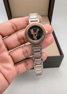 VERSACE PREMIUM QUALITY LADIES WATCH AT SALE