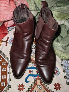 Stylish Brown Leather Ankle Boots