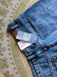 Trendy Ripped Mom Jeans