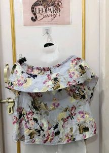 plus size .Chic Floral Off-Shoulder Top