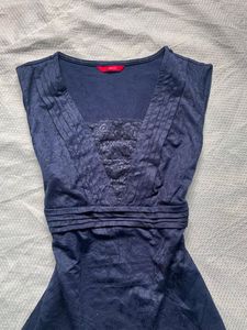 Women's Navy Blue Sleeveless Top