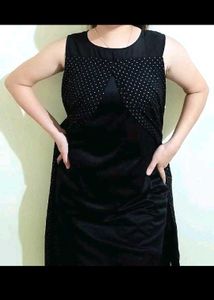 Elegant Black Sleeveless Dress
