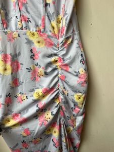 Floral Ruched Bodycon Maxi Dress 🌸