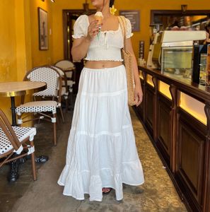 H&amp;M Flowy White Tiered Maxi Skirt
