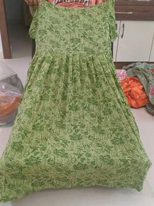 Green Floral Print Ethnic Gown