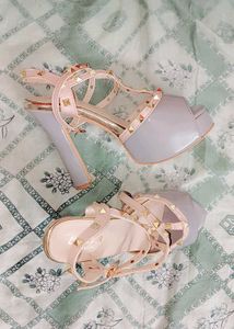 Stylish Studded Platform Heels
