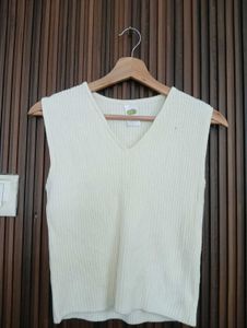 Cream Ribbed V-Neck Sleeveless Sweater