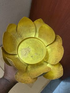 Golden Lotus Showpiece