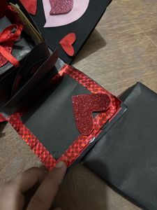 Explosion Gift Box