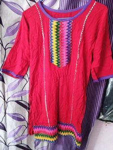Women Red Kurta