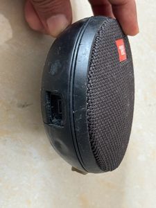 JBL Clip 2 Speakers