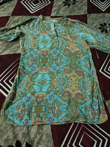 Combo of 2 Women's Kurtas
