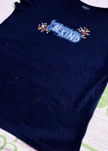 SWEET TOUCH Women's 'Be Kind' Graphic T-Shirt