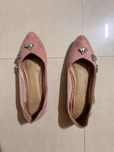Diamond studded ballerinas