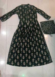 Elegant Green Kurta Set 💚