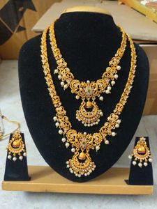 Exquisite Gold-Plated Necklace and Earring Set