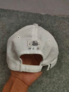 White LA Dodgers Baseball Cap