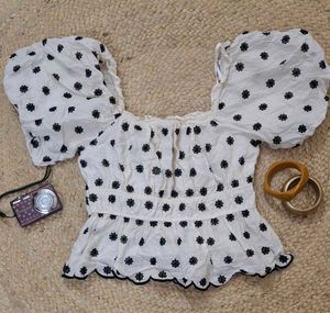 ୨୧ Vintage Boho Embroidered Puff Sleeve Top ୨୧
