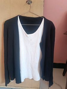 Ribbed Two-Tone Long Sleeve Top