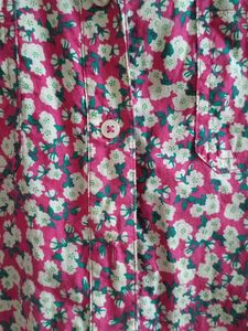 Chic Floral Print Shirt