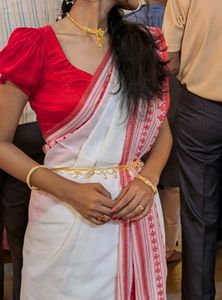 Elegant Red &amp; White Cotton Saree