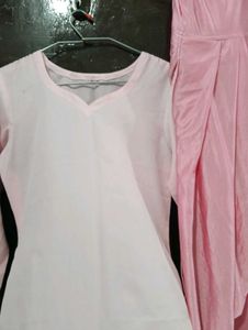 Elegant Pink Kurta Set