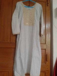 👉I am selling my silk kurta set