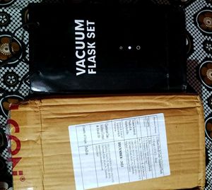 Vacuum Flask Set with 2 Cups (RH)