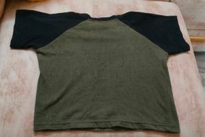 Olive Green Star Graphic T-Shirt