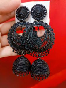 Stylish Dangle Earrings Set